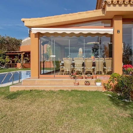 וילה Lavish In With Swimming Pool *